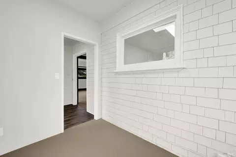 Entry Way - 1763 2nd St, Napa, CA 94559 photo 3 of 4