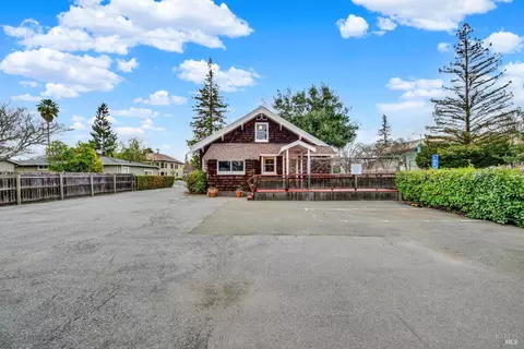 Exterior - 1763 2nd St, Napa, CA 94559 photo 6 of 19