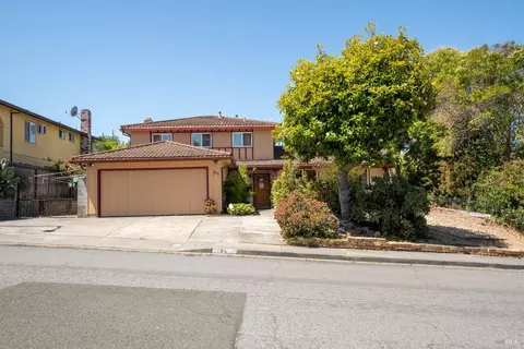 185 Lexington Dr, Vallejo, CA 94591