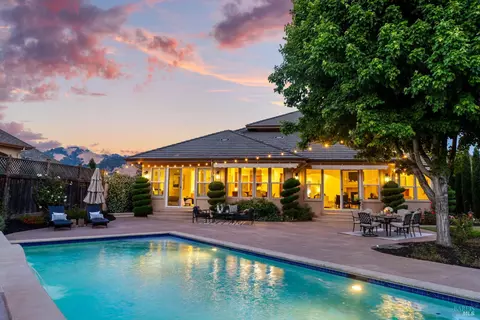 3439 Selene Ct, Santa Rosa, CA 95404