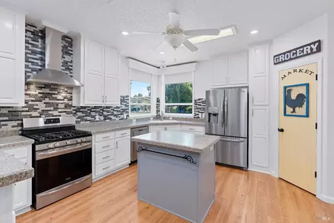 10 Camelia Dr, Napa, CA 94558 photo 12