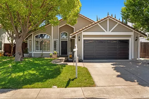 2786 Woodmont Dr, Fairfield, CA 94533