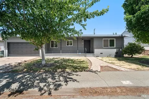 116 Manhattan Dr, Vallejo, CA 94591
