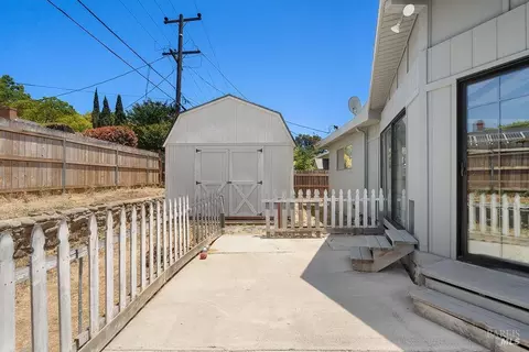 Exterior - 116 Manhattan Dr, Vallejo, CA 94591 photo 4 of 5