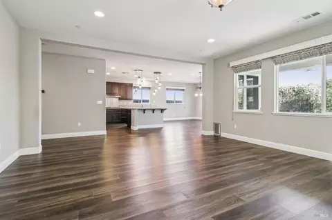 5348 Discovery Way, Fairfield, CA 94533 photo 8
