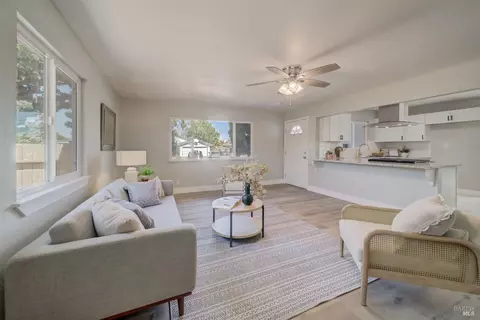 1207 E Tennessee St, Fairfield, CA 94533