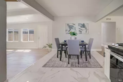 Dining - 1207 E Tennessee St, Fairfield, CA 94533 photo 3 of 3