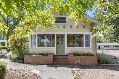 Exterior - 2705 Roblar Rd, Petaluma, CA 94952 photo 2 of 16