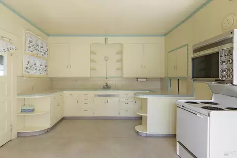Kitchen - 2705 Roblar Rd, Petaluma, CA 94952 photo 1 of 3