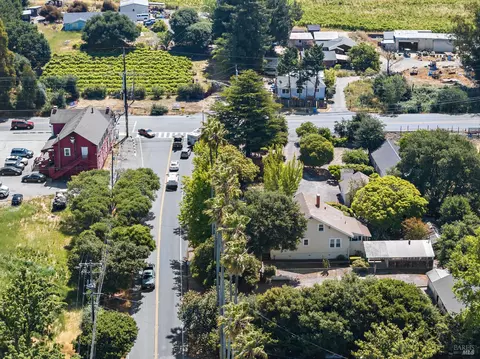 View/Area - 2705 Roblar Rd, Petaluma, CA 94952 photo 5 of 5