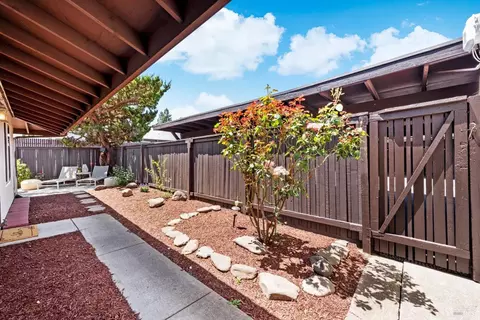Exterior - 3403 Willis Dr, Napa, CA 94558 photo 5 of 11
