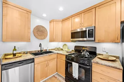 Kitchen - 3403 Willis Dr, Napa, CA 94558 photo 2 of 3