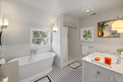 Bath - 910 Sanitarium Rd, Deer Park, CA 94576 photo 4 of 6