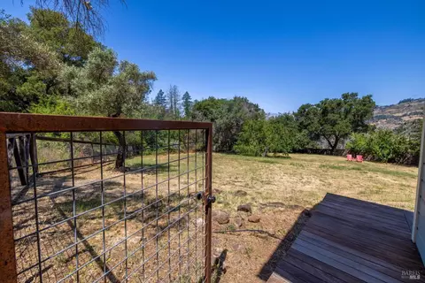 Exterior - 910 Sanitarium Rd, Deer Park, CA 94576 photo 14 of 33