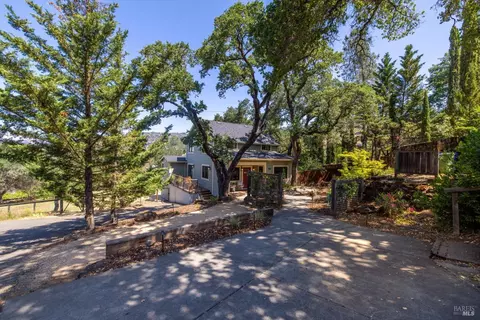 Exterior - 910 Sanitarium Rd, Deer Park, CA 94576 photo 2 of 33