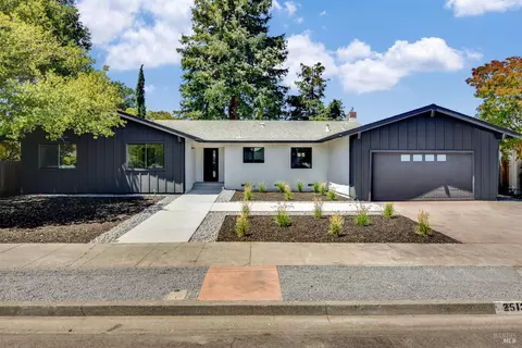 2513 Bethards Dr, Santa Rosa, CA 95405