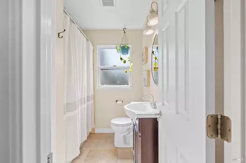 809 Lassen St, Vallejo, CA 94591 photo 24