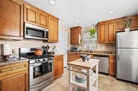 809 Lassen St, Vallejo, CA 94591 photo 18