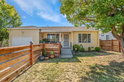 809 Lassen St, Vallejo, CA 94591 photo 3