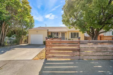809 Lassen St, Vallejo, CA 94591