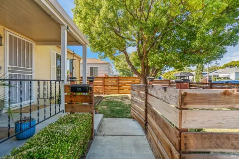 809 Lassen St, Vallejo, CA 94591 photo 5