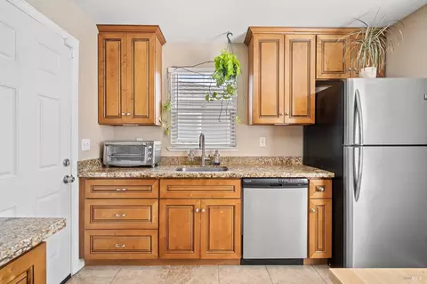 809 Lassen St, Vallejo, CA 94591 photo 20