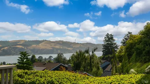 347 Blanchard Ln, Benicia, CA 94510