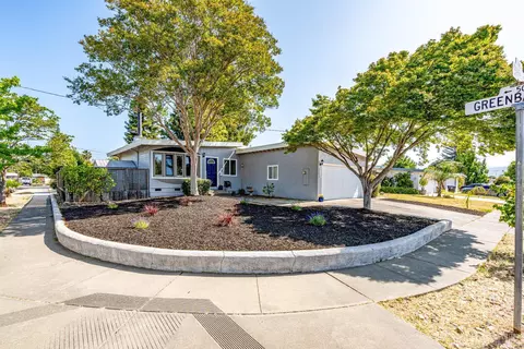 2396 Barry St, Napa, CA 94559