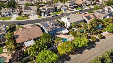 View/Area - 965 Griffith Dr, Dixon, CA 95620 photo 10 of 16