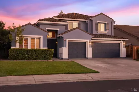 Exterior - 965 Griffith Dr, Dixon, CA 95620 photo 2 of 13