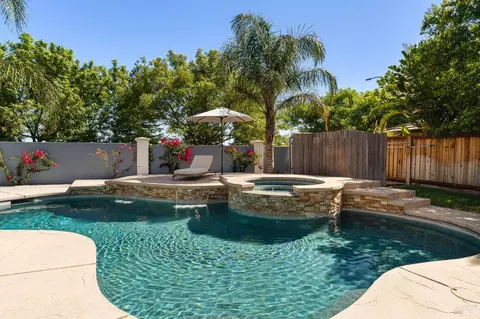 Exterior - 965 Griffith Dr, Dixon, CA 95620 photo 1 of 13