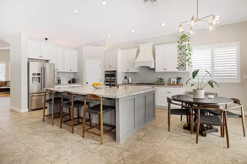 Kitchen - 965 Griffith Dr, Dixon, CA 95620 photo 2 of 6