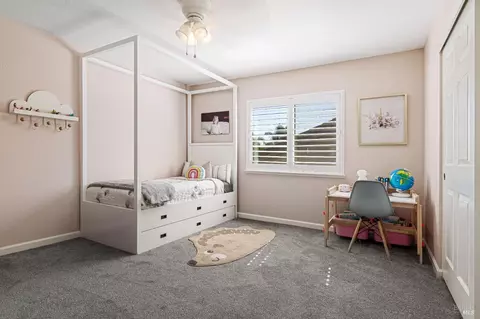 Bedroom - 965 Griffith Dr, Dixon, CA 95620 photo 4 of 9