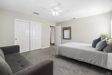 Bedroom - 965 Griffith Dr, Dixon, CA 95620 photo 9 of 9