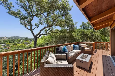 Exterior - 42 Eagle Dr, Novato, CA 94949 photo 8 of 17