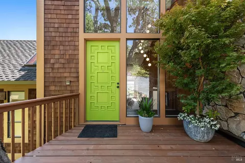 Entry Way - 42 Eagle Dr, Novato, CA 94949 photo 1 of 5