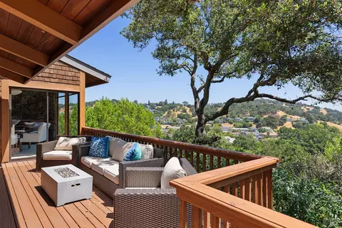 Exterior - 42 Eagle Dr, Novato, CA 94949 photo 9 of 17