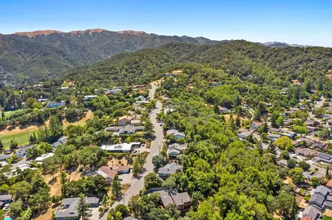 View/Area - 42 Eagle Dr, Novato, CA 94949 photo 6 of 7