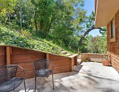 Exterior - 42 Eagle Dr, Novato, CA 94949 photo 13 of 17