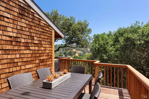 Exterior - 42 Eagle Dr, Novato, CA 94949 photo 7 of 17