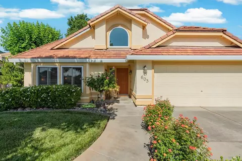 Exterior - 603 Rambleton Dr, Vacaville, CA 95688 photo 2 of 39