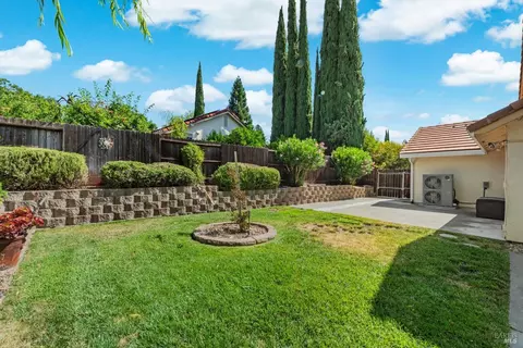 Exterior - 603 Rambleton Dr, Vacaville, CA 95688 photo 34 of 39