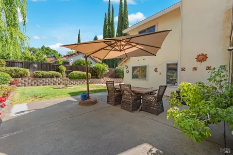 Exterior - 603 Rambleton Dr, Vacaville, CA 95688 photo 28 of 39