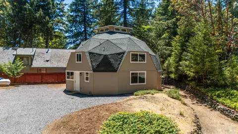 4499 Daisy Dr, Willits, CA 95490