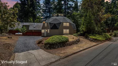 4499 Daisy Dr, Willits, CA 95490 photo 2