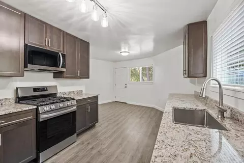 4499 Daisy Dr, Willits, CA 95490 photo 4