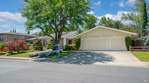 3465 Springfield Dr, Fairfield, CA 94534 photo 4