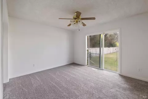 Bedroom - 5202 Poplar Rd, Vacaville, CA 95687 photo 5 of 6