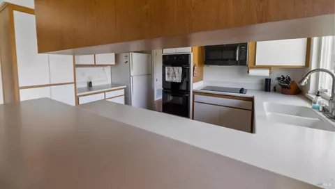 Kitchen - 5202 Poplar Rd, Vacaville, CA 95687 photo 5 of 5