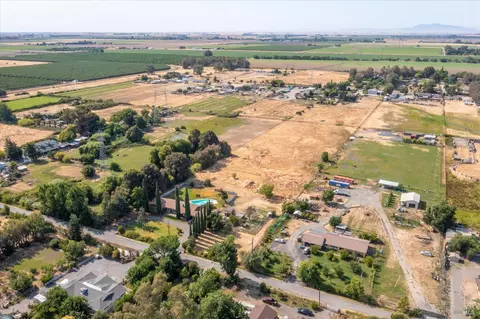 View/Area - 5202 Poplar Rd, Vacaville, CA 95687 photo 5 of 11